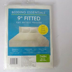 Bedding Essentials Vinyl Mattress Protector Fits Mattresses Up To 9" Depth 0806